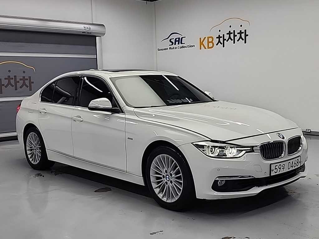 BMW 3시리즈 3시리즈 (F30) 320i 럭셔리 이미지 4