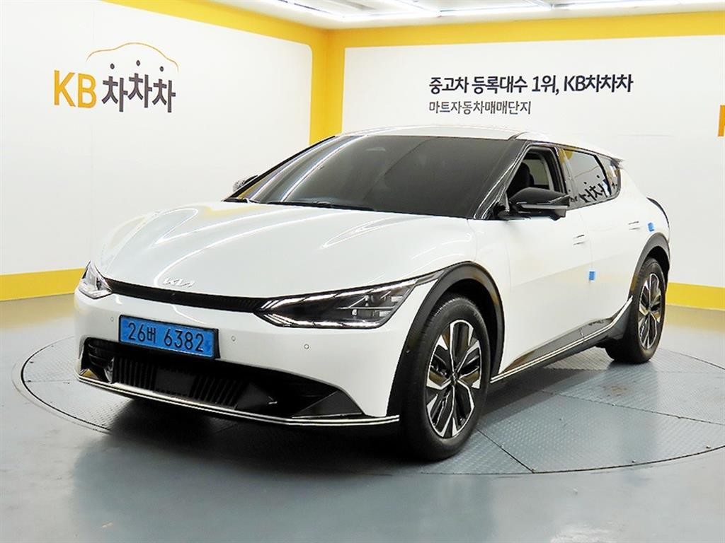 기아 EV6 롱레인지 어스 이미지 2