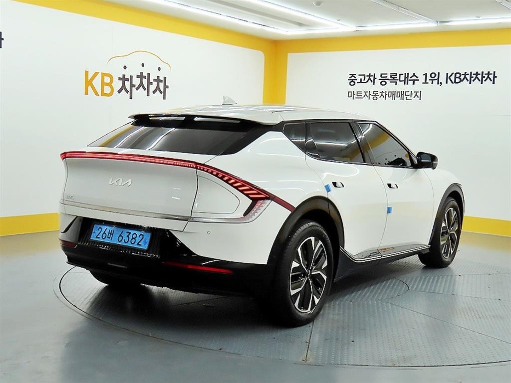 기아 EV6 롱레인지 어스 이미지 4