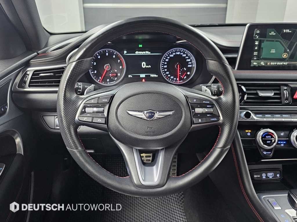 제네시스 G70 2.0T AWD 스포츠 패키지 이미지 13
