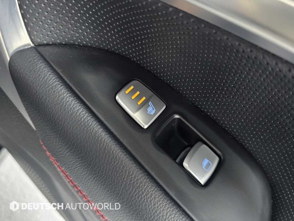 제네시스 G70 2.0T AWD 스포츠 패키지 이미지 16