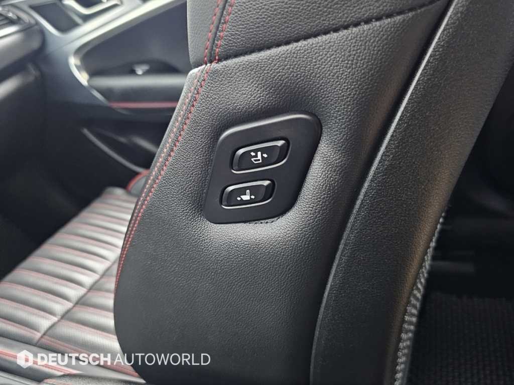 제네시스 G70 2.0T AWD 스포츠 패키지 이미지 18