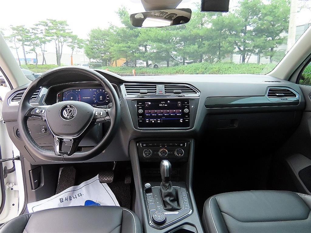 폭스바겐 티구안 티구안(2세대) 2.0 TDI 프레스티지 4모션 이미지 7