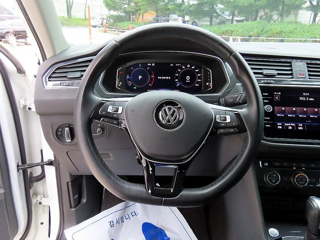 폭스바겐 티구안 티구안(2세대) 2.0 TDI 프레스티지 4모션 이미지 8