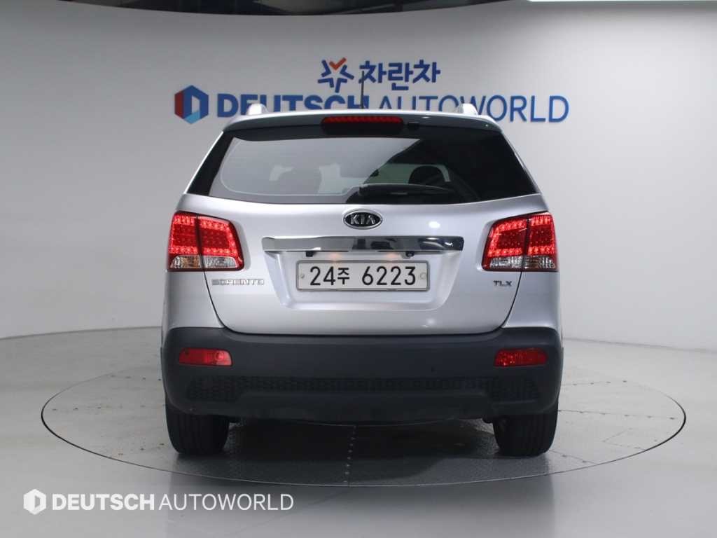 기아 쏘렌토 쏘렌토 R 디젤 2WD 2.2 TLX 최고급형 이미지 4