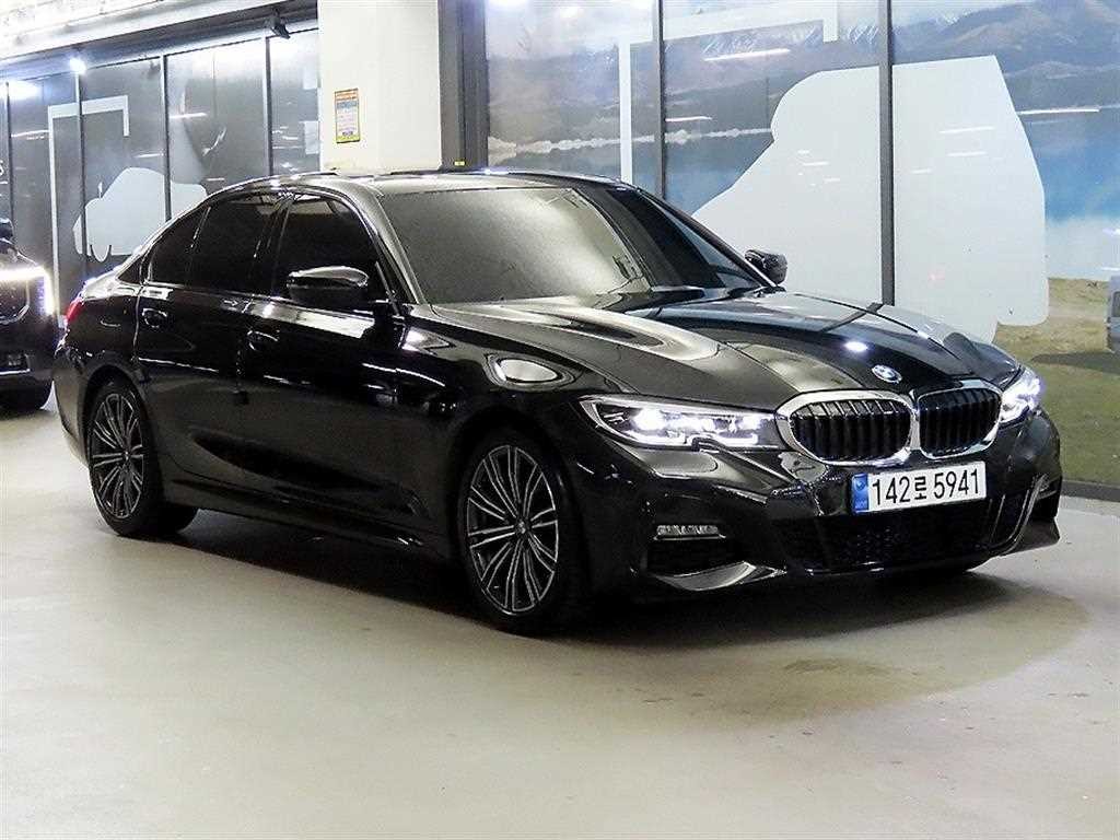 BMW 3시리즈 3시리즈 (G20) 320i M 스포츠 이미지 1