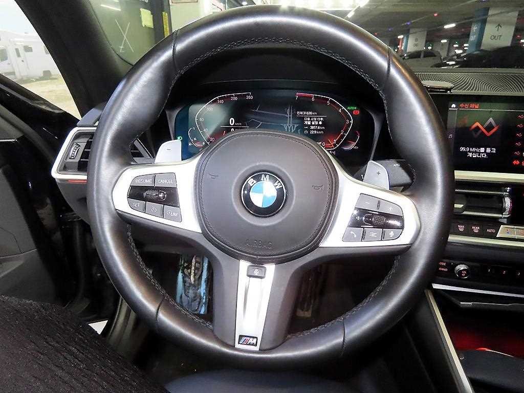 BMW 3시리즈 3시리즈 (G20) 320i M 스포츠 이미지 8