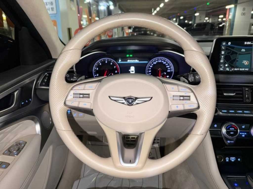 제네시스 G70 3.3T 스포츠 AWD 슈프림 이미지 9