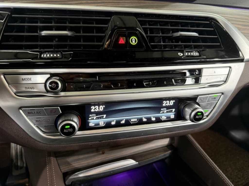 BMW 5시리즈 5시리즈 (G30) 520d M 스포츠 플러스 이미지 7