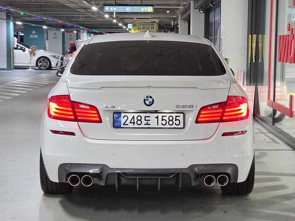 BMW 5시리즈 5시리즈 (F10) 528i xDrive M 에어로 다이나믹 이미지 5