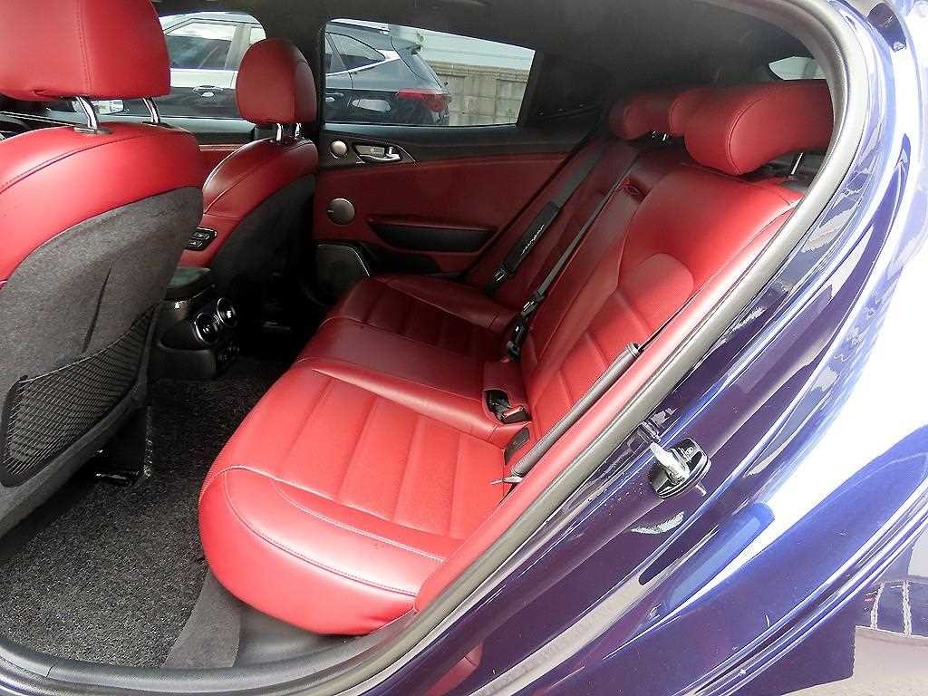 기아 스팅어 가솔린 3.3 터보 AWD GT 이미지 6