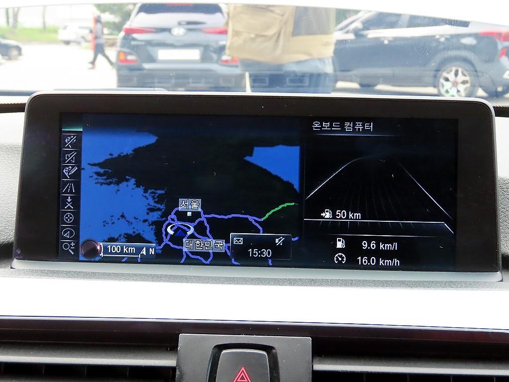 BMW 3시리즈 3시리즈 (F30) 320d 스포츠 이미지 14