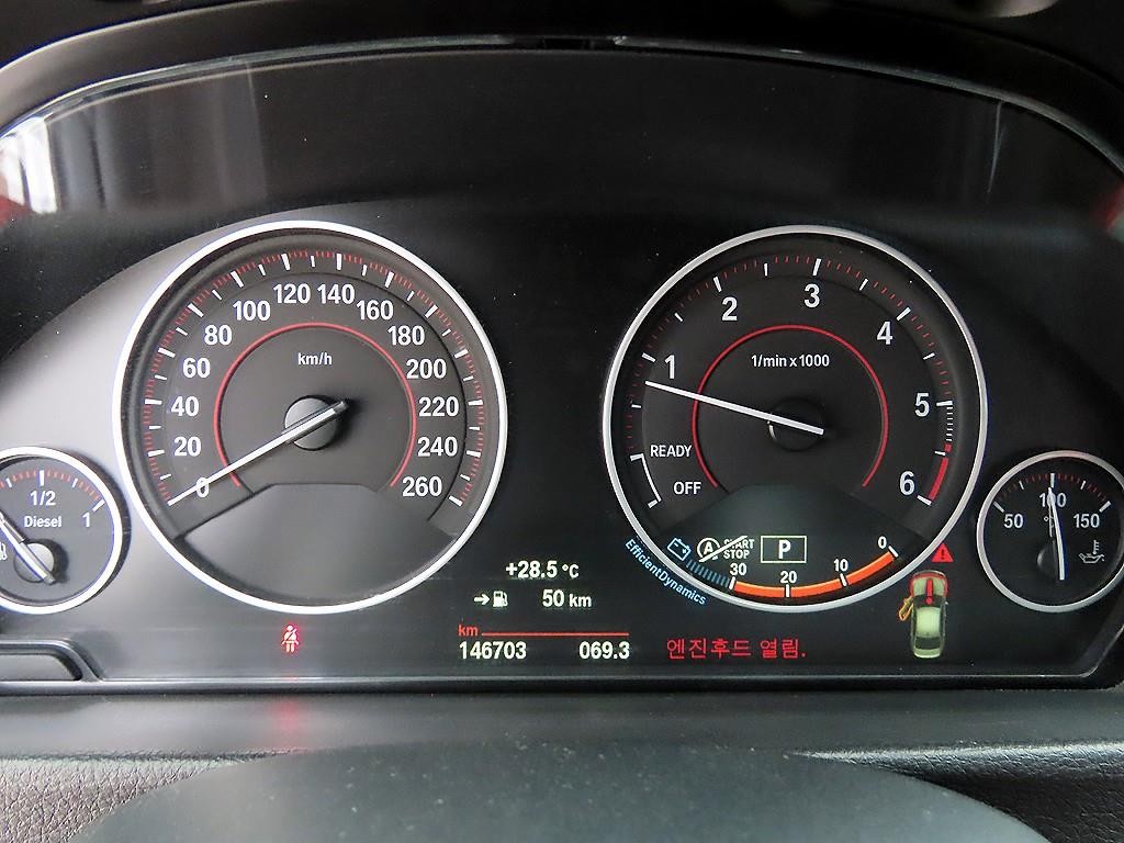 BMW 3시리즈 3시리즈 (F30) 320d 스포츠 이미지 9