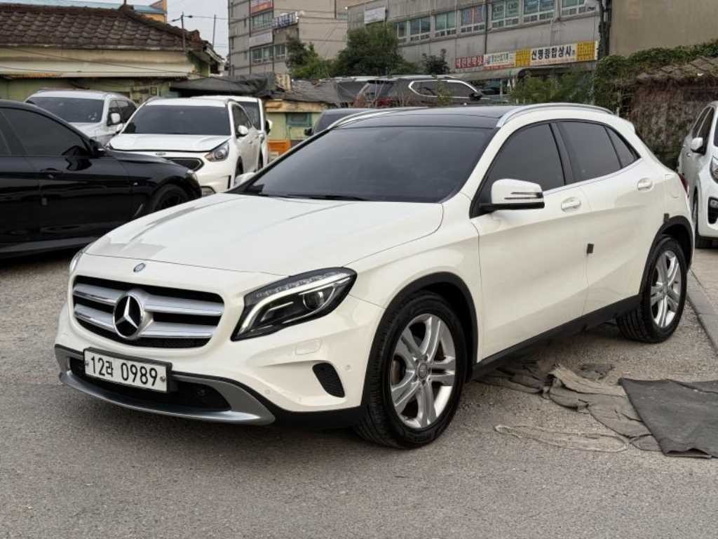 벤츠 GLA 클래스 GLA클래스 X156 GLA200 CDI 4MATIC 이미지 2