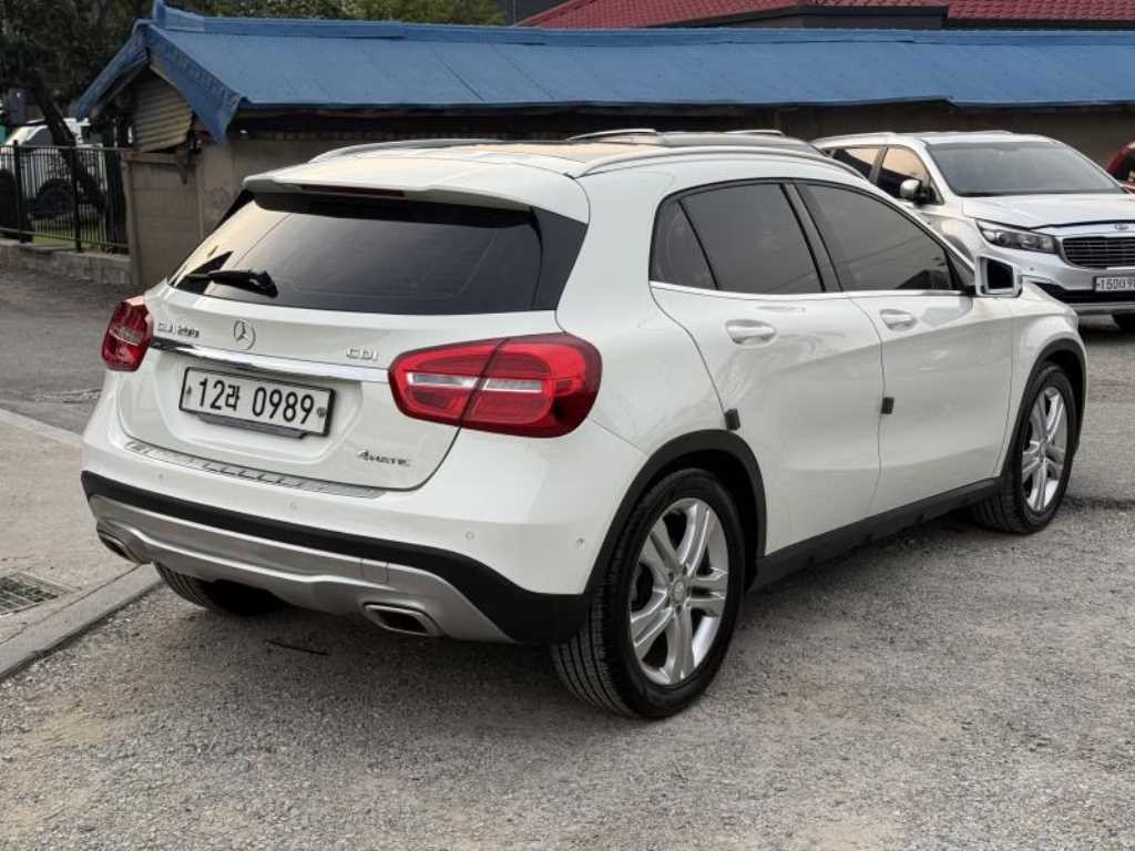 벤츠 GLA 클래스 GLA클래스 X156 GLA200 CDI 4MATIC 이미지 5