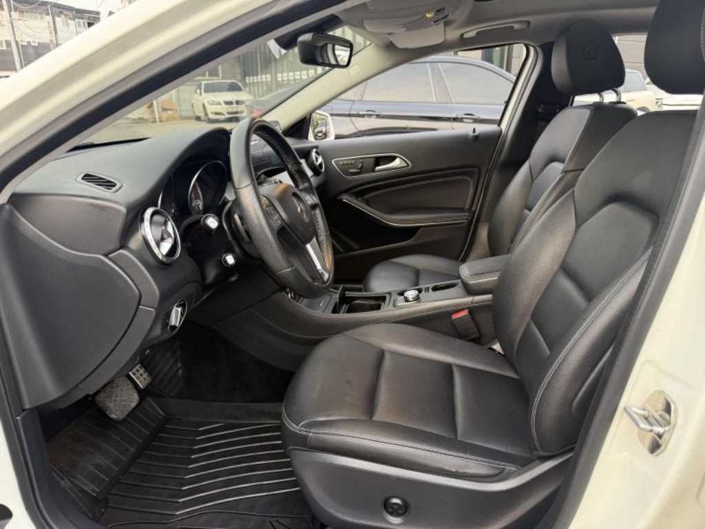 벤츠 GLA 클래스 GLA클래스 X156 GLA200 CDI 4MATIC 이미지 9