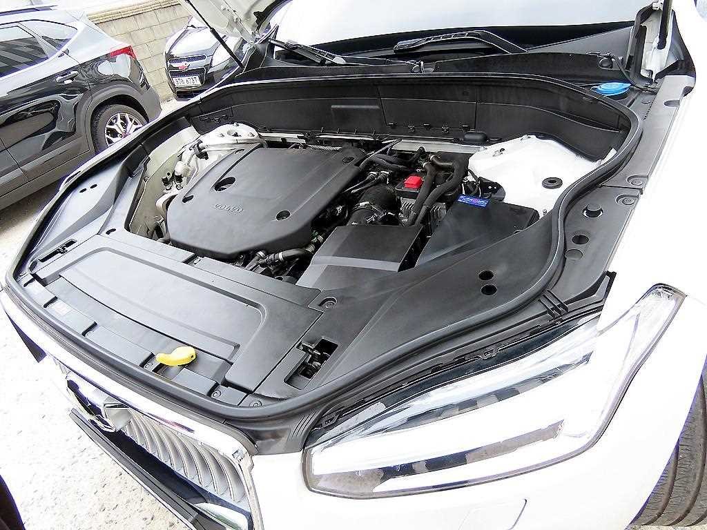 볼보 XC90 XC90 2세대 2.0 B6 AWD 인스크립션 이미지 19