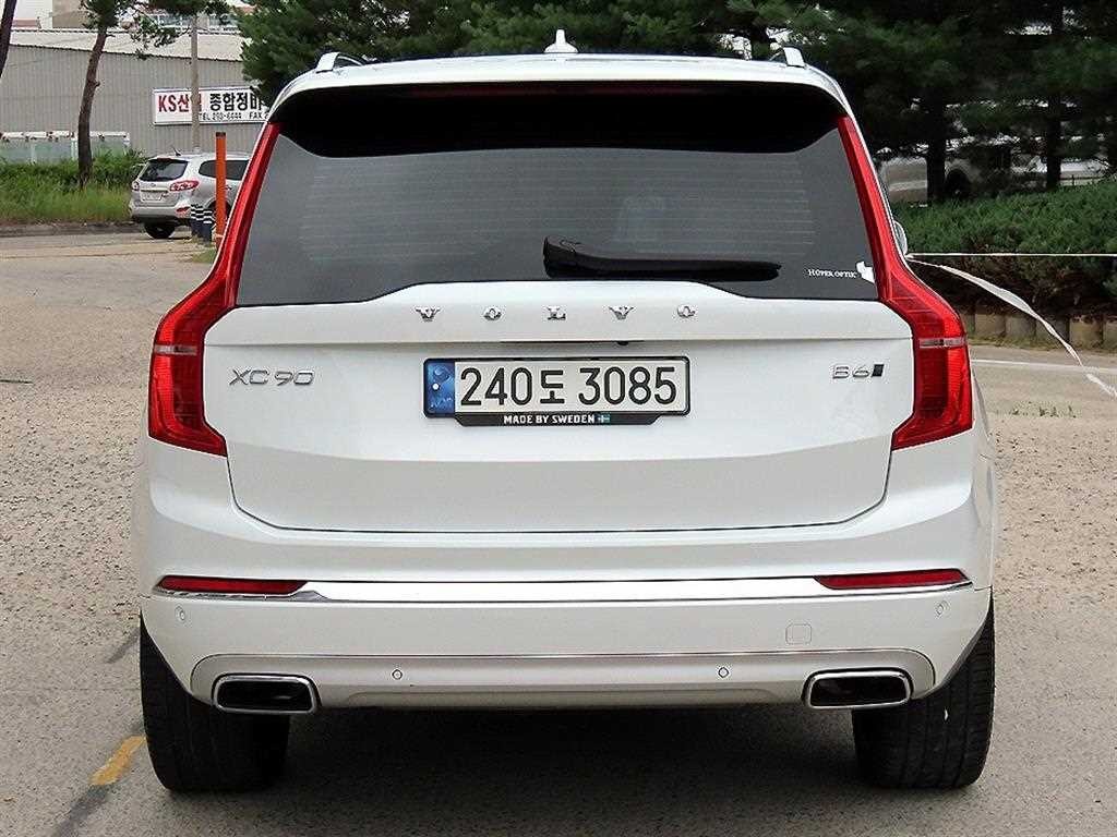 볼보 XC90 XC90 2세대 2.0 B6 AWD 인스크립션 이미지 4