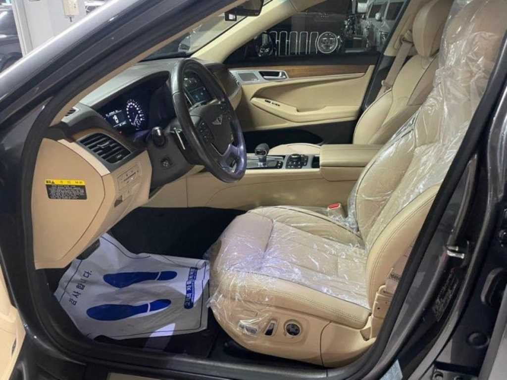 제네시스 G80 3.3 GDI AWD 프리미엄 럭셔리 이미지 1
