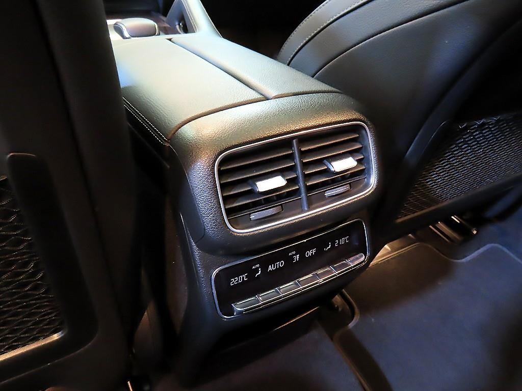 벤츠 GLE 클래스 GLE 클래스 W167 GLE 400d 4MATIC 쿠페 이미지 14