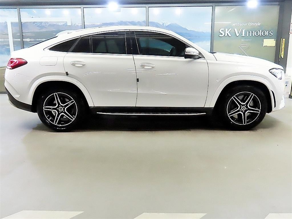 벤츠 GLE 클래스 GLE 클래스 W167 GLE 400d 4MATIC 쿠페 이미지 3
