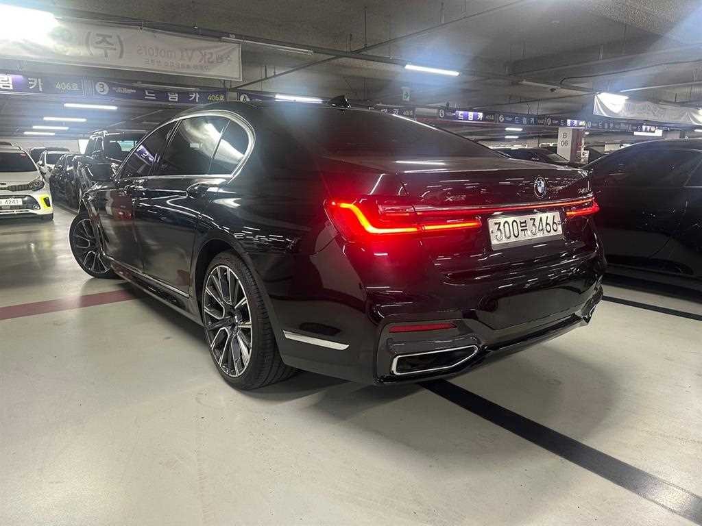 BMW 7시리즈 7시리즈 (G11) 740Li xDrive M SPORT 스포츠 이미지 2