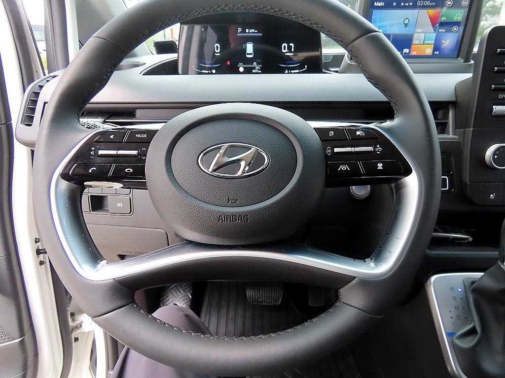 현대 스타리아 2WD 디젤 카고 모던 이미지 8