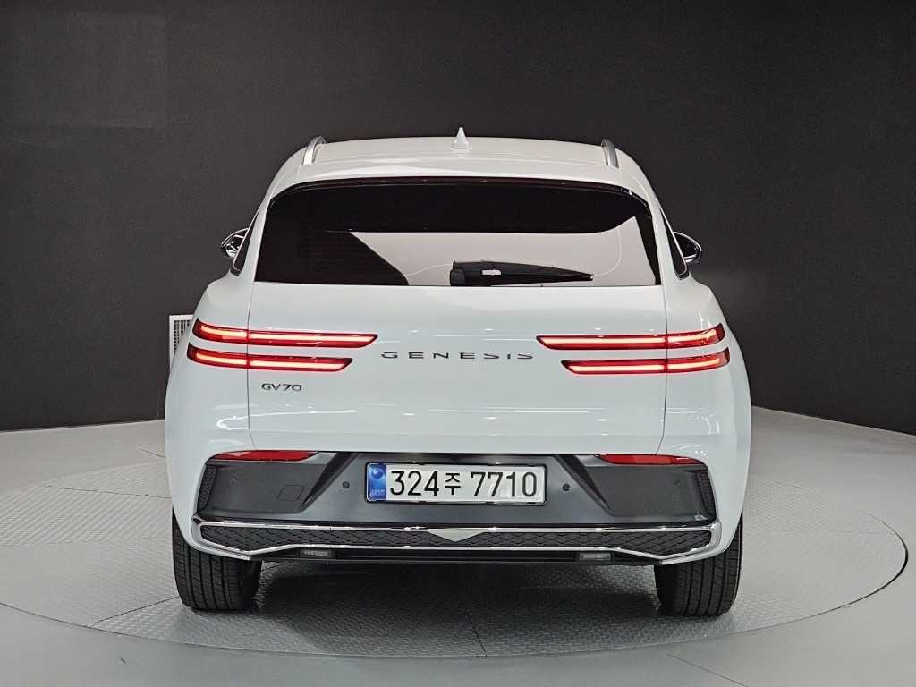 제네시스 GV70 2.5T 가솔린 2WD 기본형 이미지 3