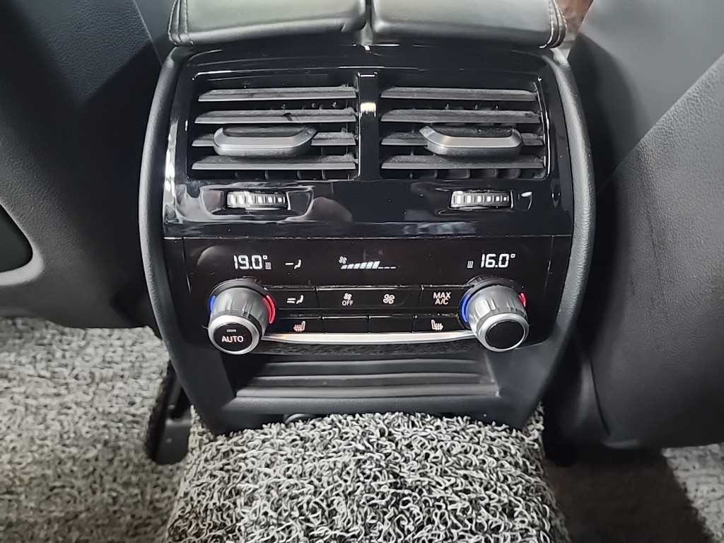 BMW 5시리즈 5시리즈 (G30) 530i xDrive M 스포츠 플러스 이미지 13