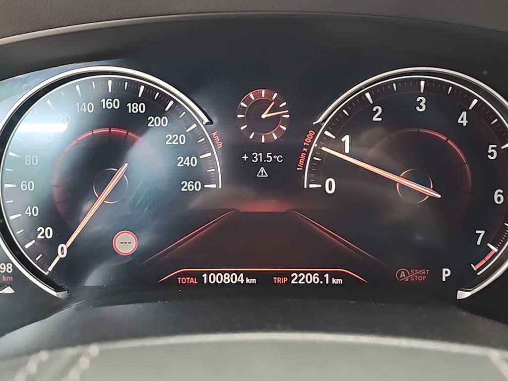 BMW 5시리즈 5시리즈 (G30) 530i xDrive M 스포츠 플러스 이미지 6
