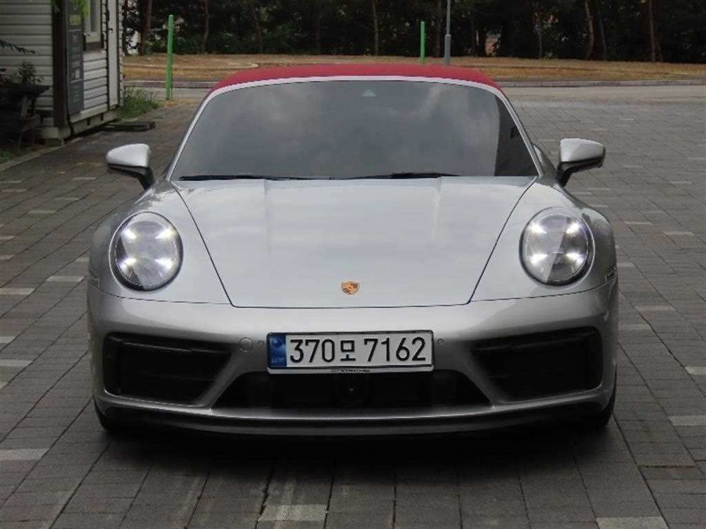 포르쉐 911 911(992) 카레라 4 GTS 카브리올레 이미지 1
