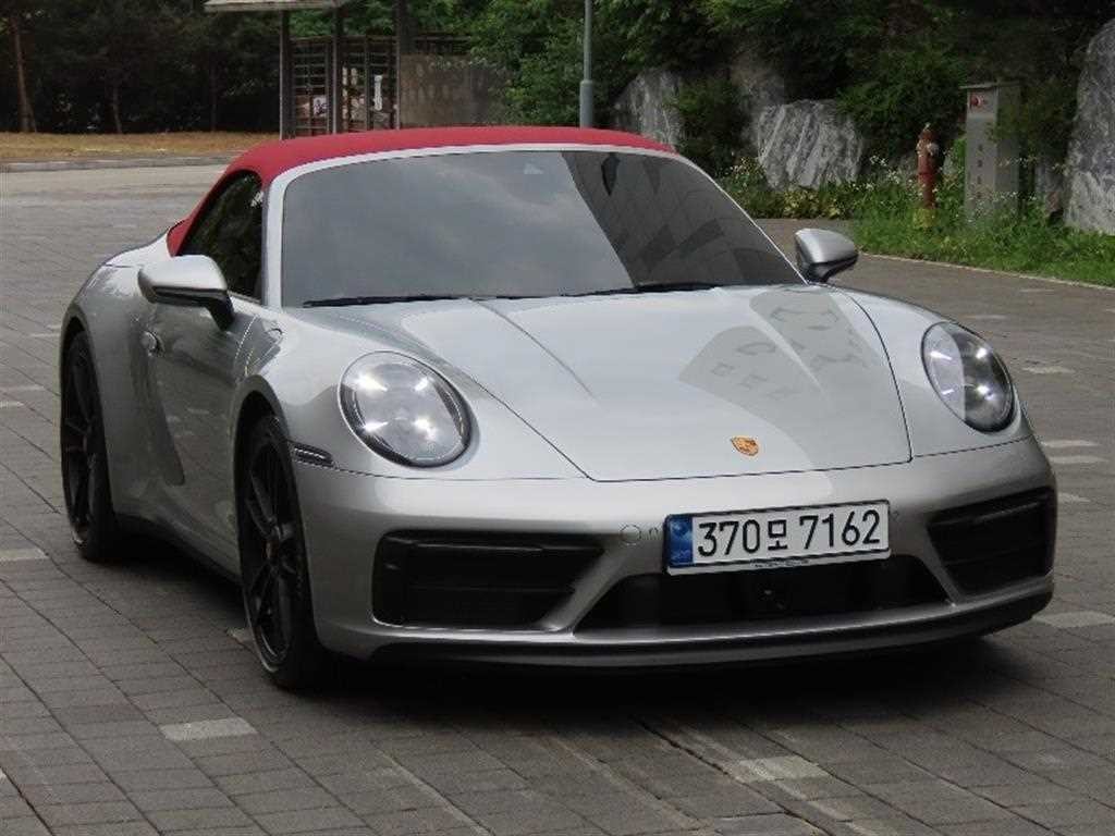 포르쉐 911 911(992) 카레라 4 GTS 카브리올레 이미지 2