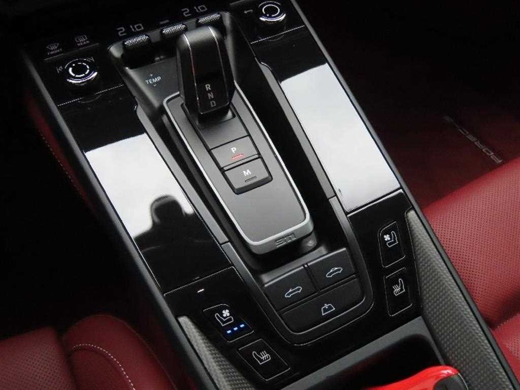 포르쉐 911 911(992) 카레라 4 GTS 카브리올레 이미지 6