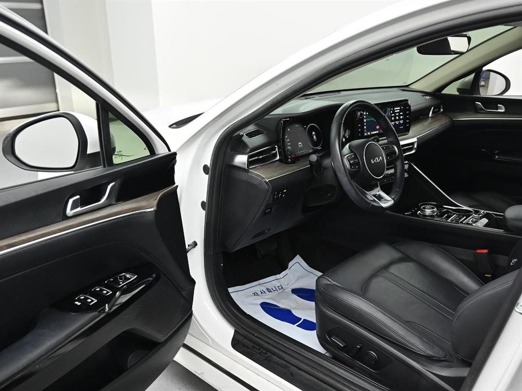 기아 K5 K5 3세대 2.0 노블레스 이미지 11