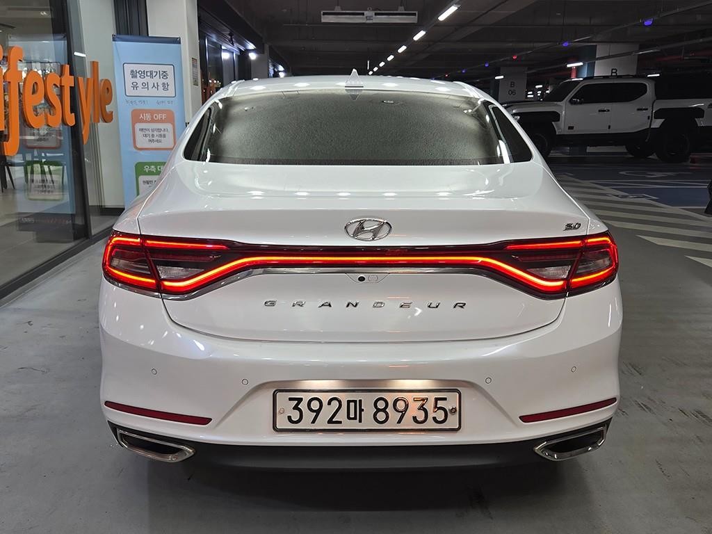 현대 그랜저 그랜저 IG 3.0 GDI 익스클루시브 스페셜 이미지 5