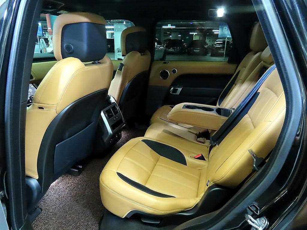 랜드로버 레인지로버 스포츠 레인지로버 스포츠 2세대 P360 HSE 다이나믹 이미지 7