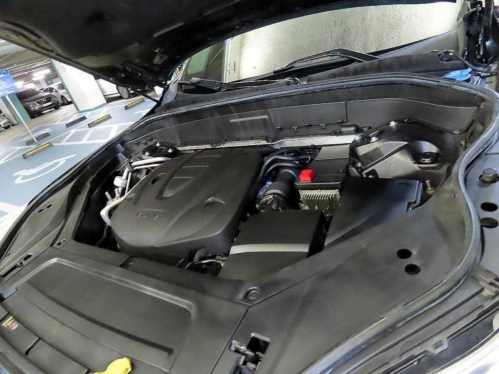 볼보 XC90 XC90 2세대 2.0 D5 AWD 모멘텀 이미지 19