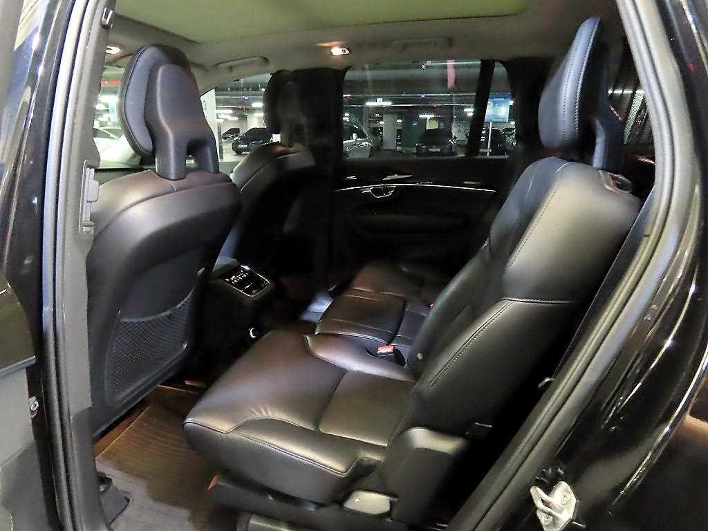 볼보 XC90 XC90 2세대 2.0 D5 AWD 모멘텀 이미지 7
