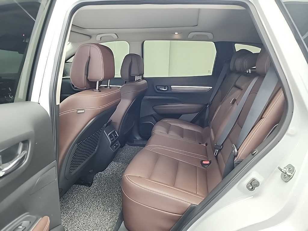 르노코리아(삼성) QM6 더뉴QM6 가솔린 2.0 GDe RE 시그니처 2WD 이미지 12