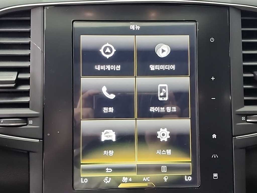 르노코리아(삼성) QM6 더뉴QM6 가솔린 2.0 GDe RE 시그니처 2WD 이미지 16