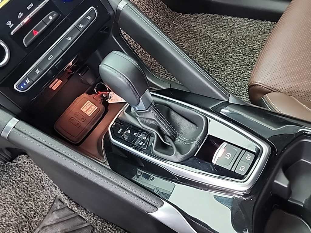 르노코리아(삼성) QM6 더뉴QM6 가솔린 2.0 GDe RE 시그니처 2WD 이미지 8