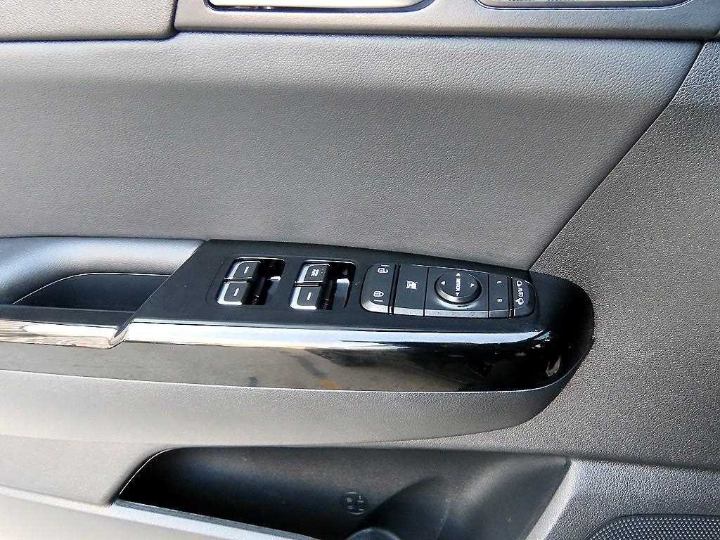 기아 스포티지 스포티지 더 볼드 2.0 가솔린 2WD 인텔리전트 이미지 11