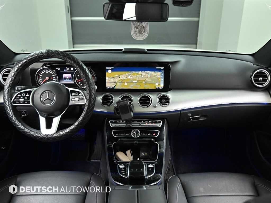 벤츠 E 클래스 E-클래스 W213 E300 아방가르드 이미지 7