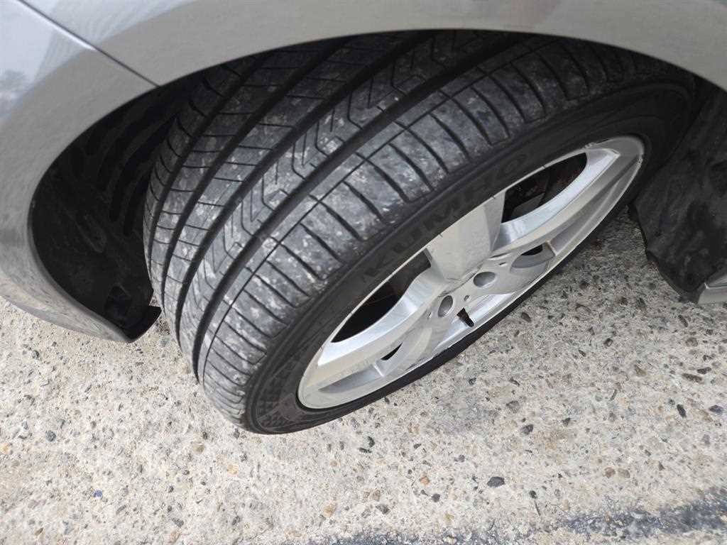 벤츠 CLS 클래스 CLS클래스 W218 CLS 250 블루텍 4MATIC 슈팅 브레이크 이미지 20