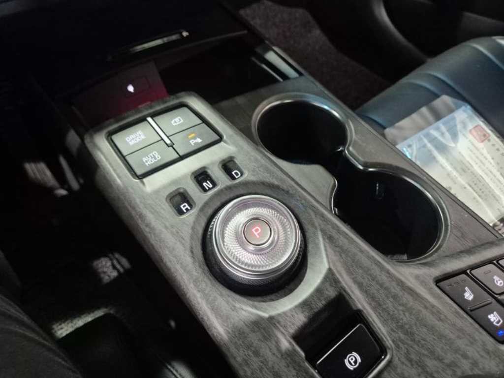 기아 K8 3.5 4WD 노블레스 이미지 6
