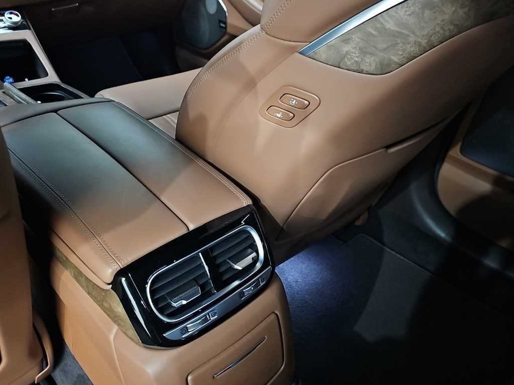 제네시스 G90 5.0 GDI AWD 프레스티지 이미지 14