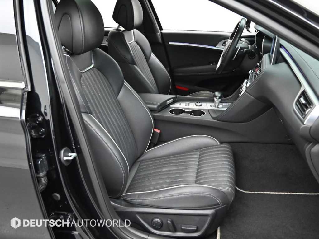 제네시스 G70 2.0T AWD 스포츠 패키지 이미지 10