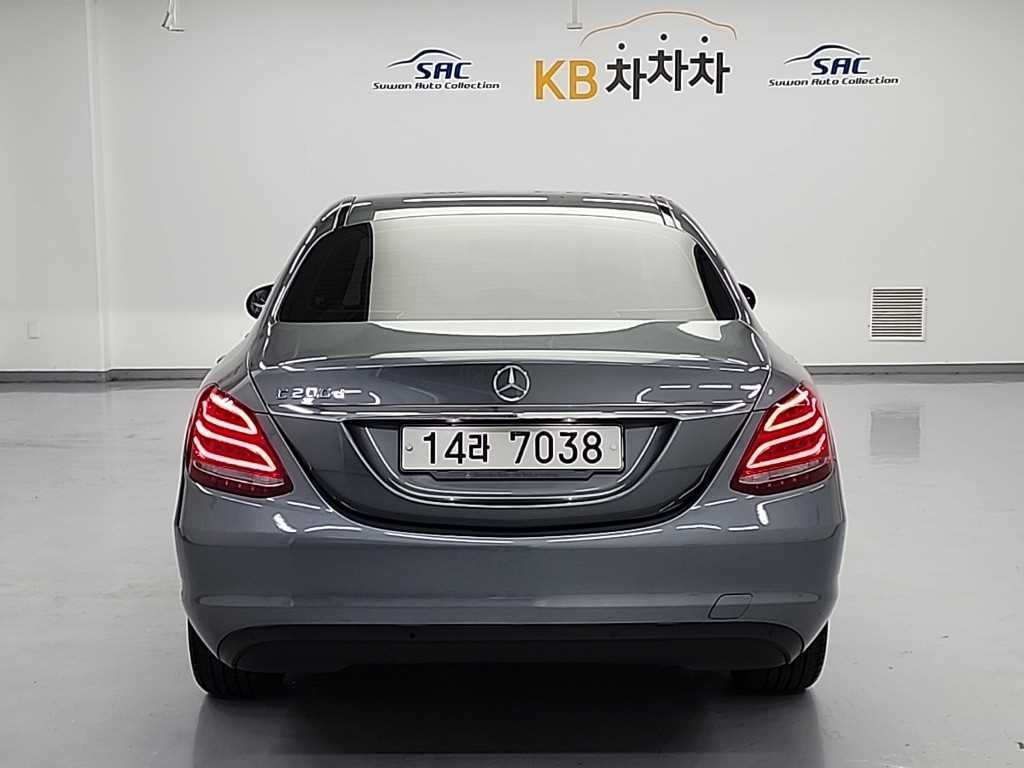 벤츠 C 클래스 C클래스 W205 C200 d 이미지 3