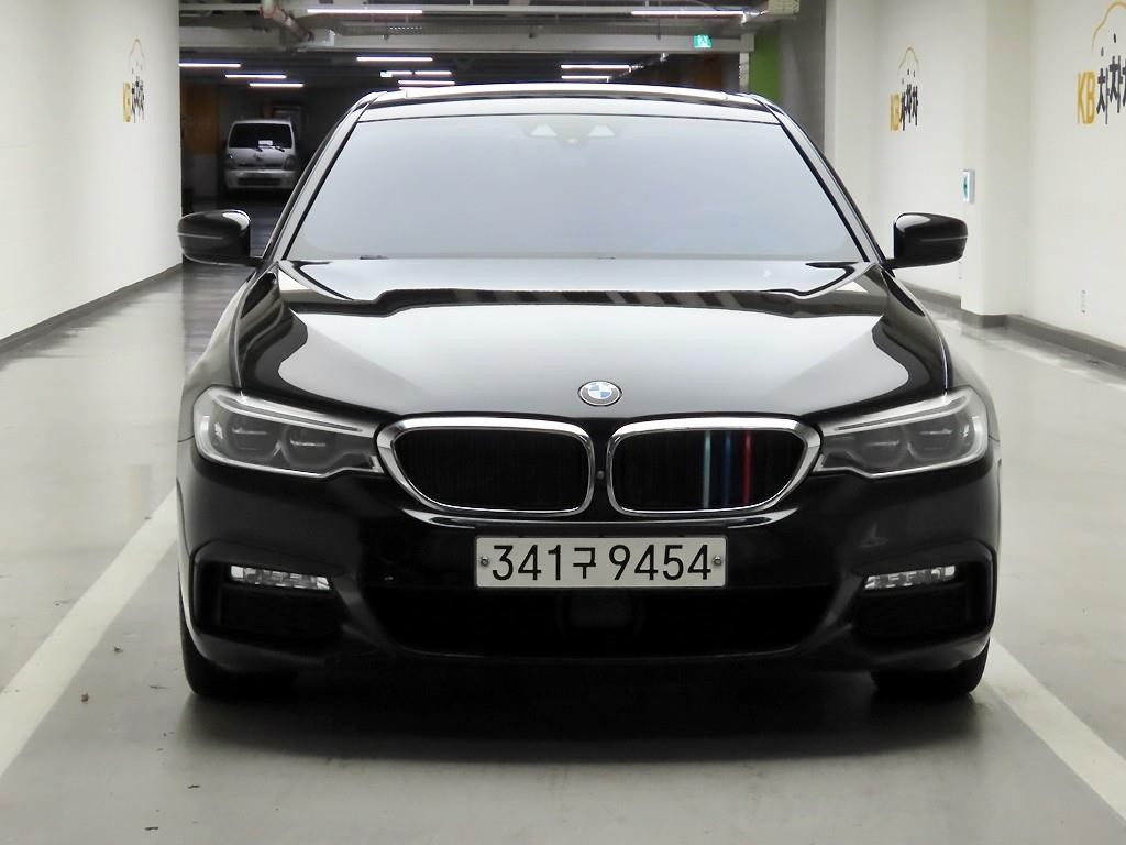BMW 5시리즈 5시리즈 (G30) 520d xDrive M 스포츠 플러스 이미지 1