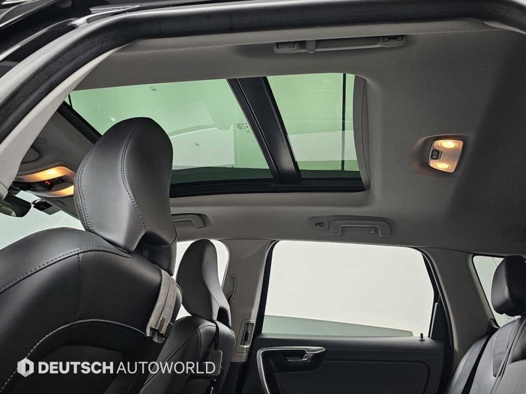 볼보 XC60 D4 이미지 18